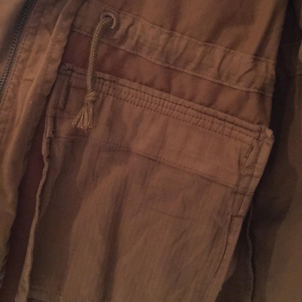 Gap Jacket Size Medium - image 5